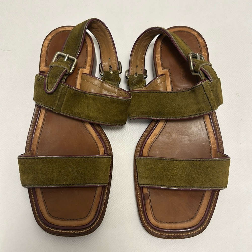 VINTAGE PRADA SANDALS!!